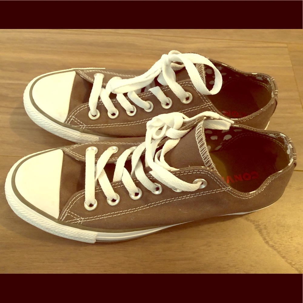 Convers sneakers- brand new